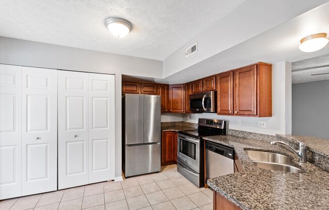 2 beds, 2.5 baths, $1,300