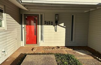 3 beds, 2 baths, $2,300