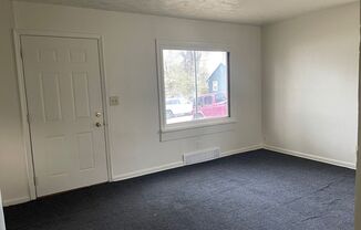 3 beds, 1 bath, $1,250