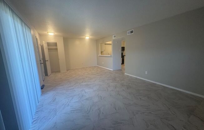 Studio, 1 bath, 625 sqft, $875, Unit 418-238