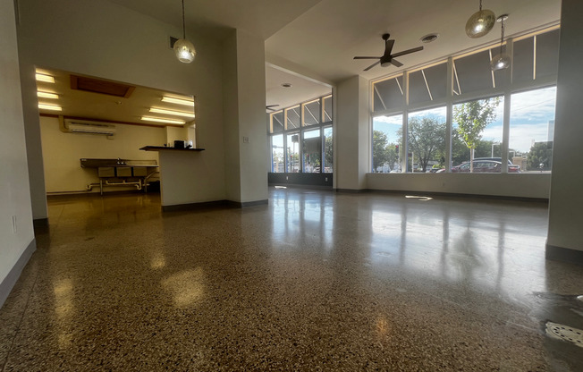 Lindell Park Apartments