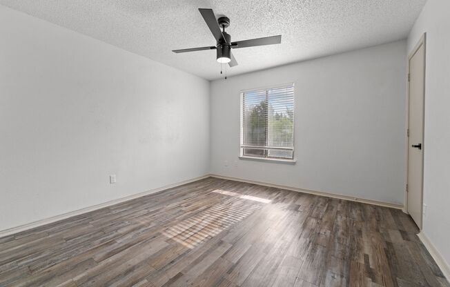 1 bed, 1 bath, 520 sqft, $1,195, Unit C-09