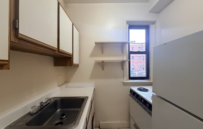 1 bed, 1 bath, 500 sqft, $2,300, Unit 25