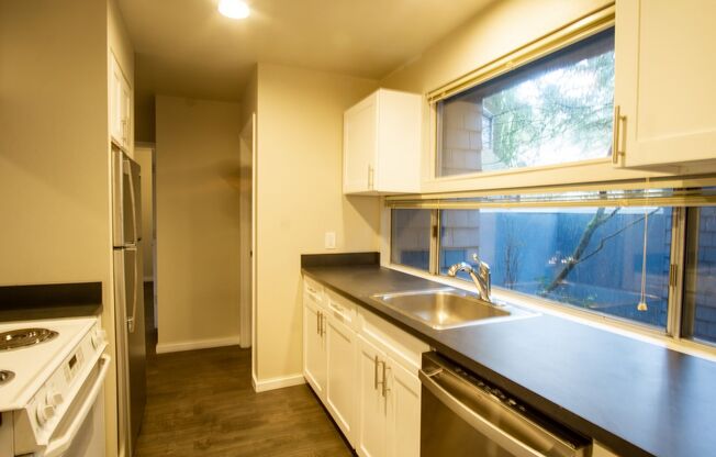 1 bed, 1 bath, $1,695, Unit 4701-B