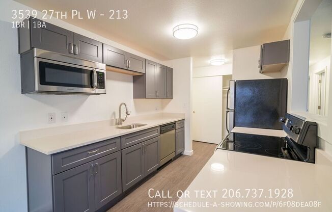 3539 27th Pl W