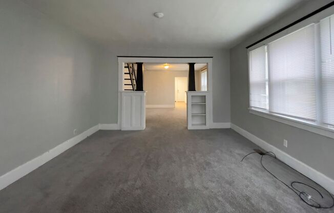 2 beds, 1 bath, 1,770 sqft, $900, Unit 328