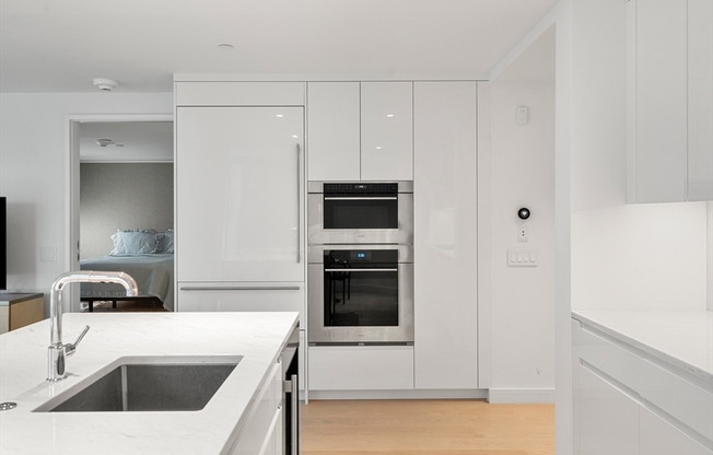 1 bed, 1.5 baths, 1,104 sqft, $9,500, Unit 5G