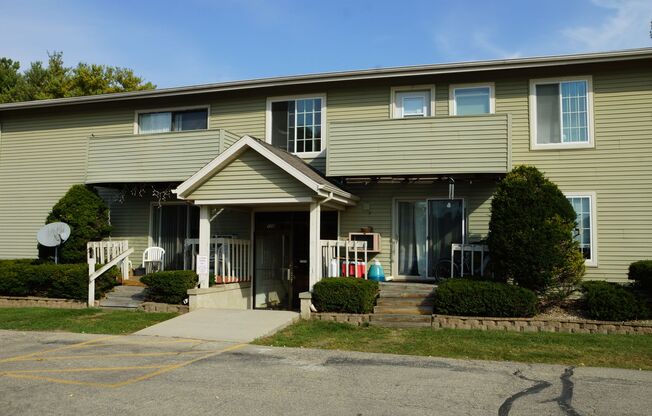 Affordable three bedroom, 1.5 bathroom apartment in Stoughton