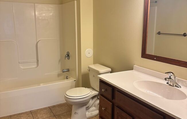 2 beds, 2 baths, 1,200 sqft, $1,495, Unit 3717-108