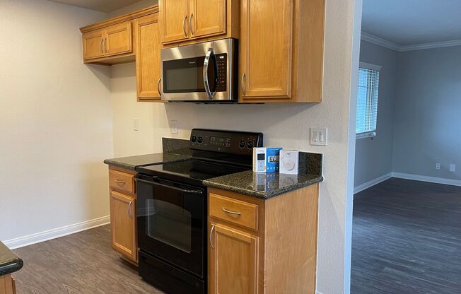2 beds, 2 baths, 980 sqft, $3,020, Unit 815-06
