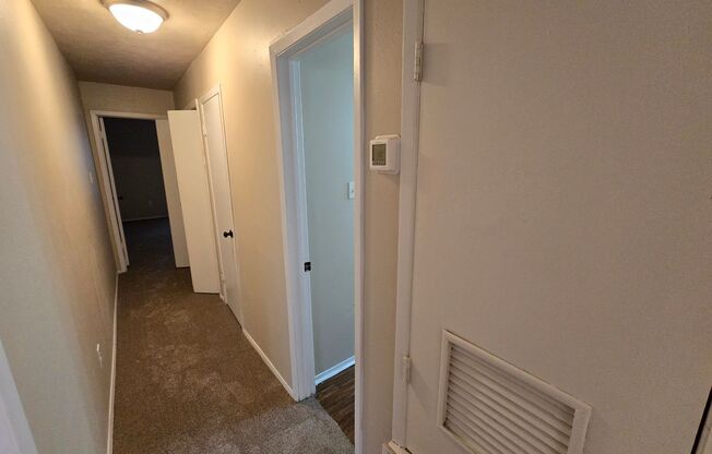 College Station - 2 bedroom / 1 bath duplex / fenced in back yard