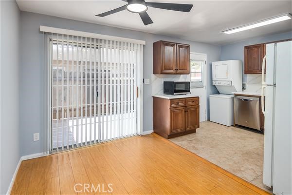 2 beds, 1.8 baths, 1,074 sqft, $2,700, Unit 3