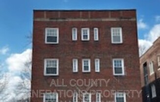 2932 S MORELAND BLVD