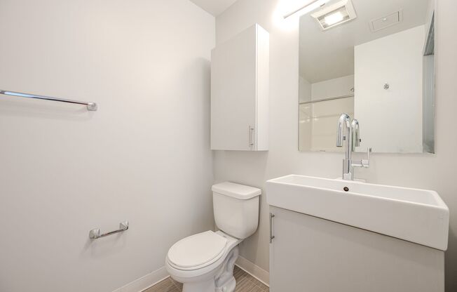 Studio, 1 bath, 182 sqft, $1,299, Unit 603
