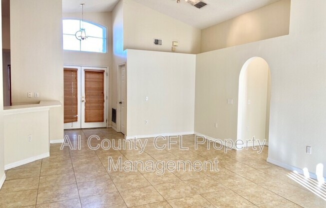 623 HARDWOOD CIR