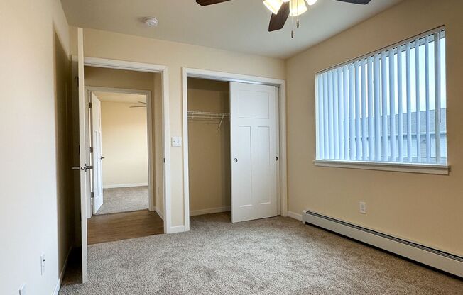 3 beds, 2 baths, 1,186 sqft, $1,385, Unit FL 5859-19
