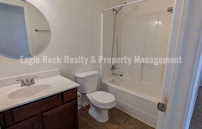 3 beds, 2 baths, $1,700