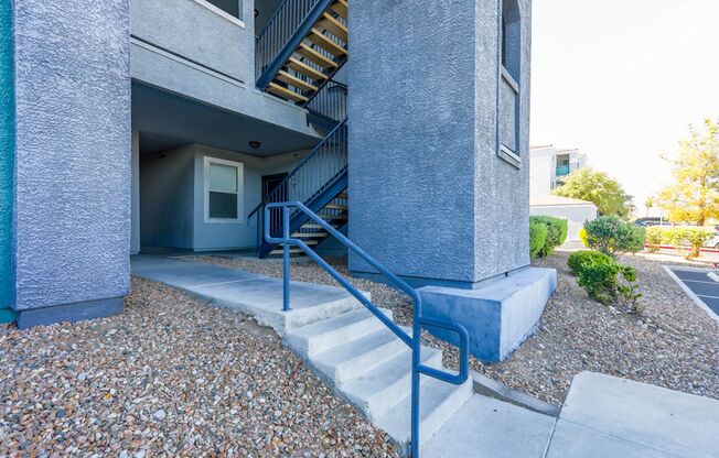 2 Suite 1st Floor Condo In Gated Northwest Community
