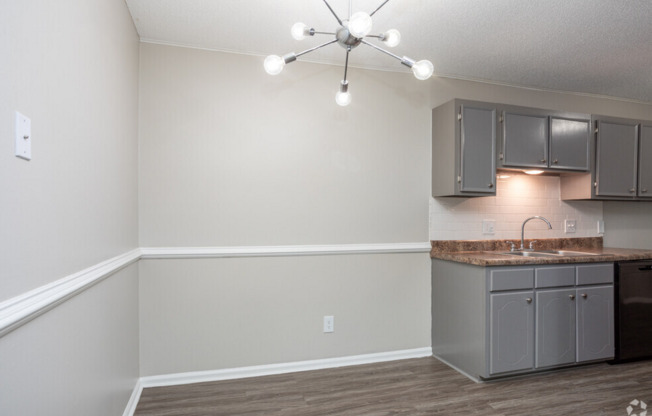 1 bed, 1 bath, 616 sqft, $878, Unit 6