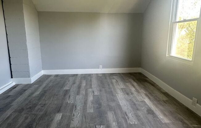 5bd Single Section 8