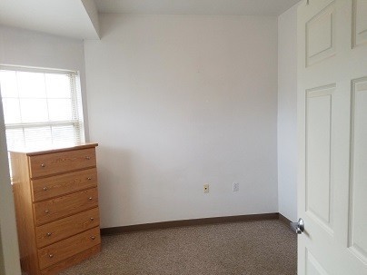 2 beds, 1 bath, $543