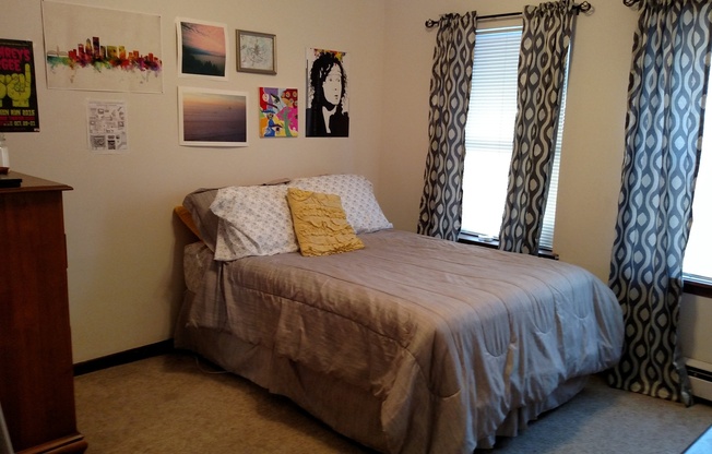 2 beds, 1 bath, 1,000 sqft, $1,339, Unit 2520 103