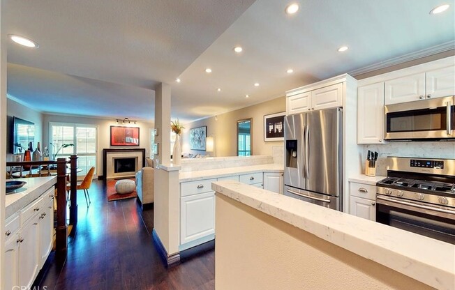 4415 SAUGUS AVE