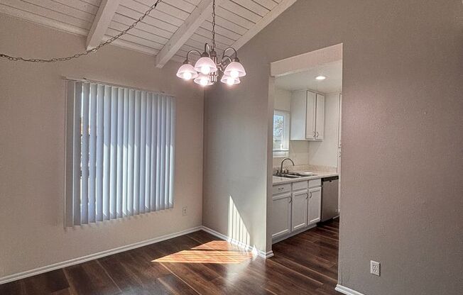 1 bed, 1 bath, 780 sqft, $2,425, Unit 122