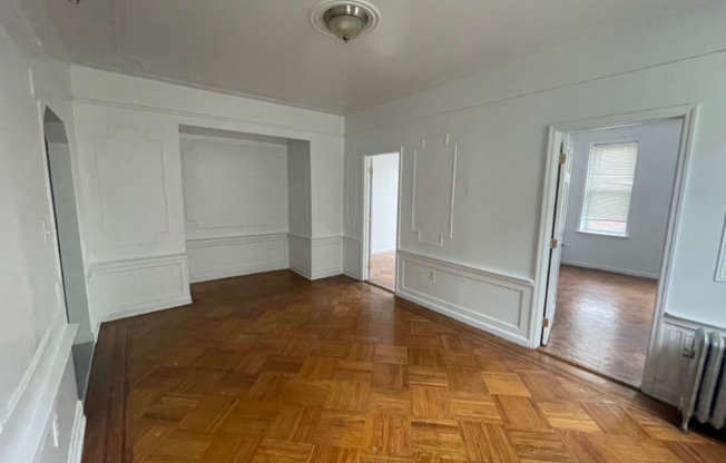 345 E 54 ST