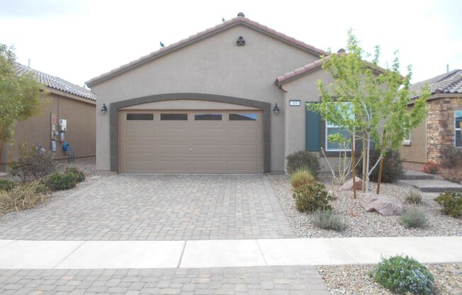 Charming single-story home located in the heart of Henderson, NV!
