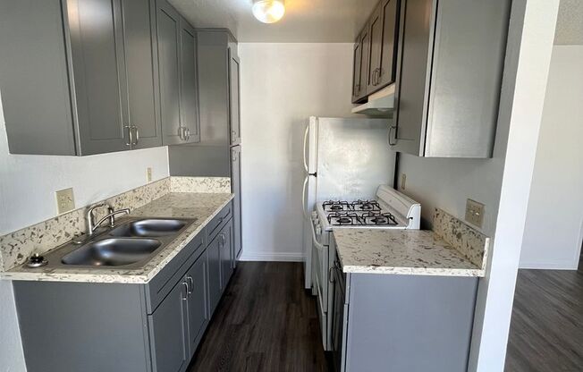 18416 Halsted Street