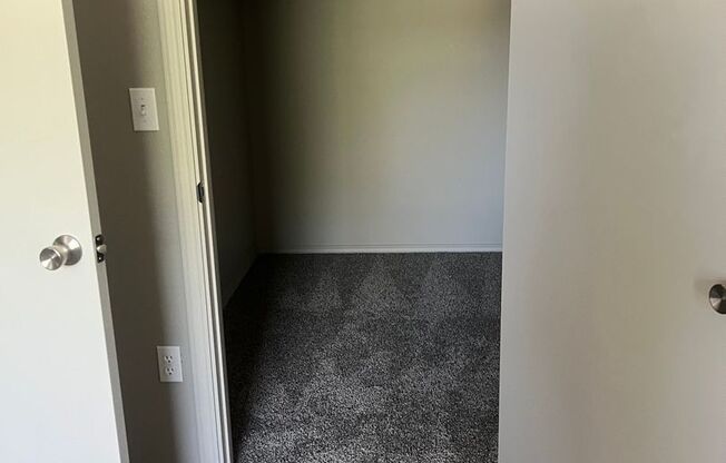 2 beds, 1 bath, 761 sqft, $1,450, Unit 3583 J101 Market 2bd