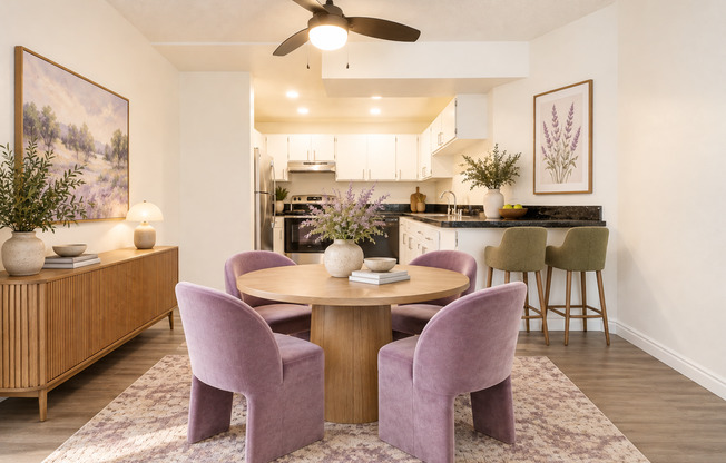 2 beds, 1 bath, 810 sqft, $2,450, Unit 10