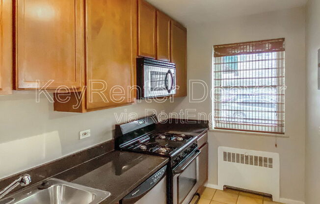 2100 N Franklin St Unit 14