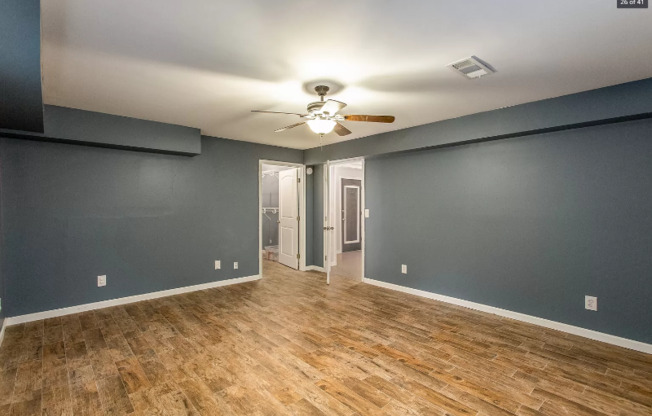 2141 DAYRON CIR