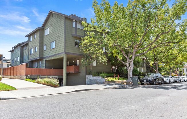 (Arely) 246 Alpine Street, Unit #9