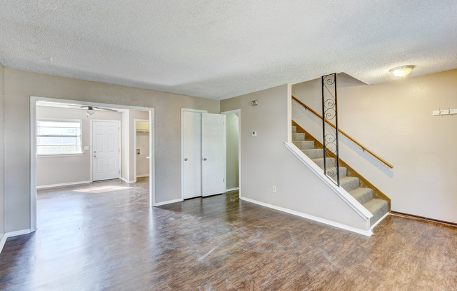 Discover Your New Home: 2-Bedroom Duplex Now Available in Edmond, OK!