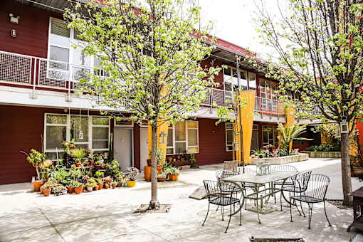 B2 courtyard ground level view 1