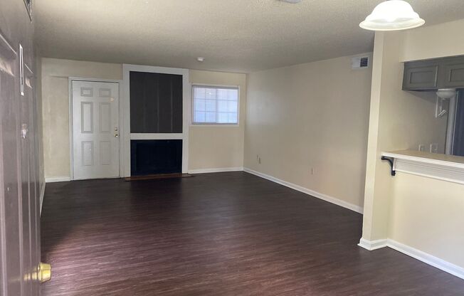 3 beds, 2 baths, 1,350 sqft, $1,250, Unit 1346-A