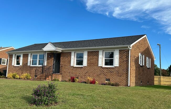 All Brick Rancher in Covington Acres - Colonial Heights