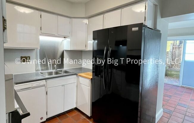 2 beds, 2 baths, $1,950