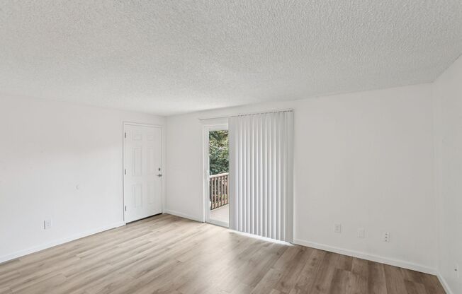 1 bed, 1 bath, 550 sqft, $1,595, Unit 37