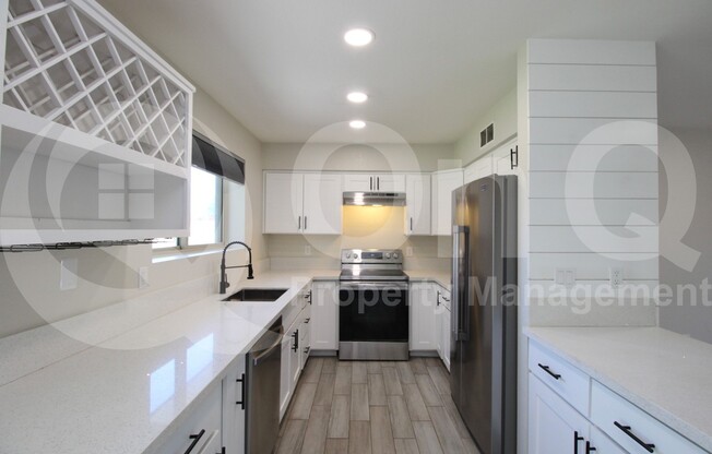 4866 E ENCANTO ST