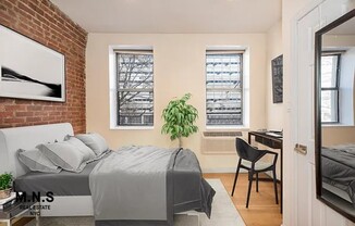 416 W 49 ST
