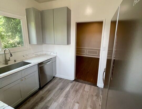 1 bed, 1 bath, 900 sqft, $3,495