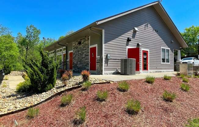 The Retreat at Indian Lake - Exterior