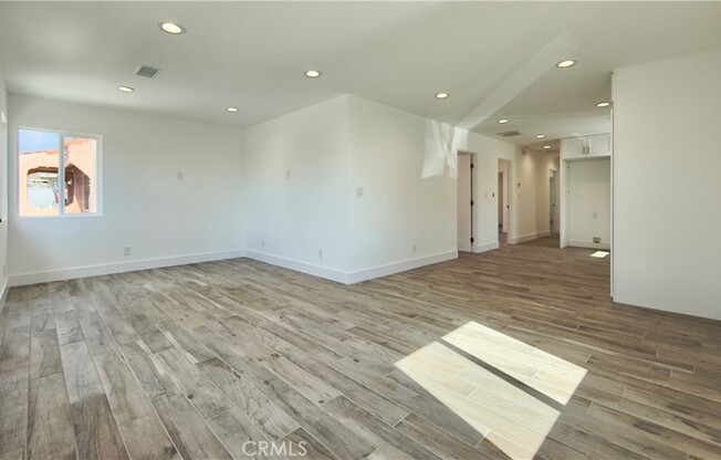 1346 FRASER AVE