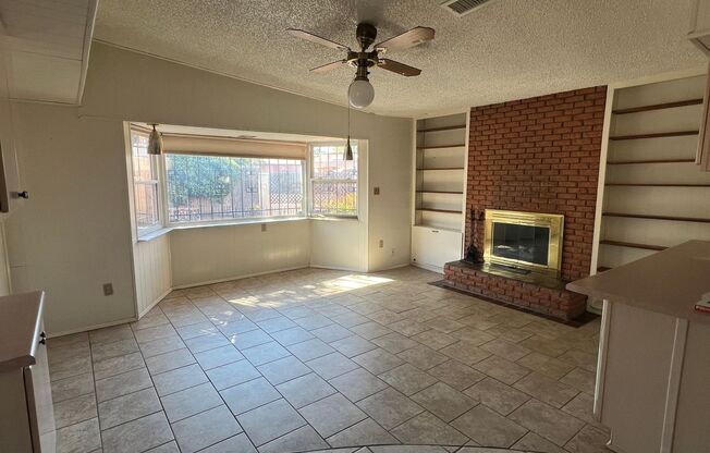 3908 Denise Court NE