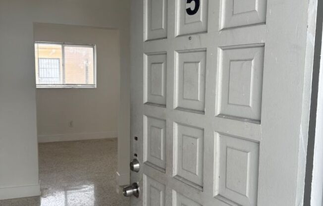 2 Bed/ 1 Bath in Little Havana