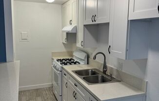 1 bed, 1 bath, 692 sqft, $2,395, Unit A